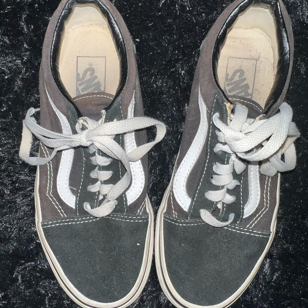 Vans | Black | Size: 6